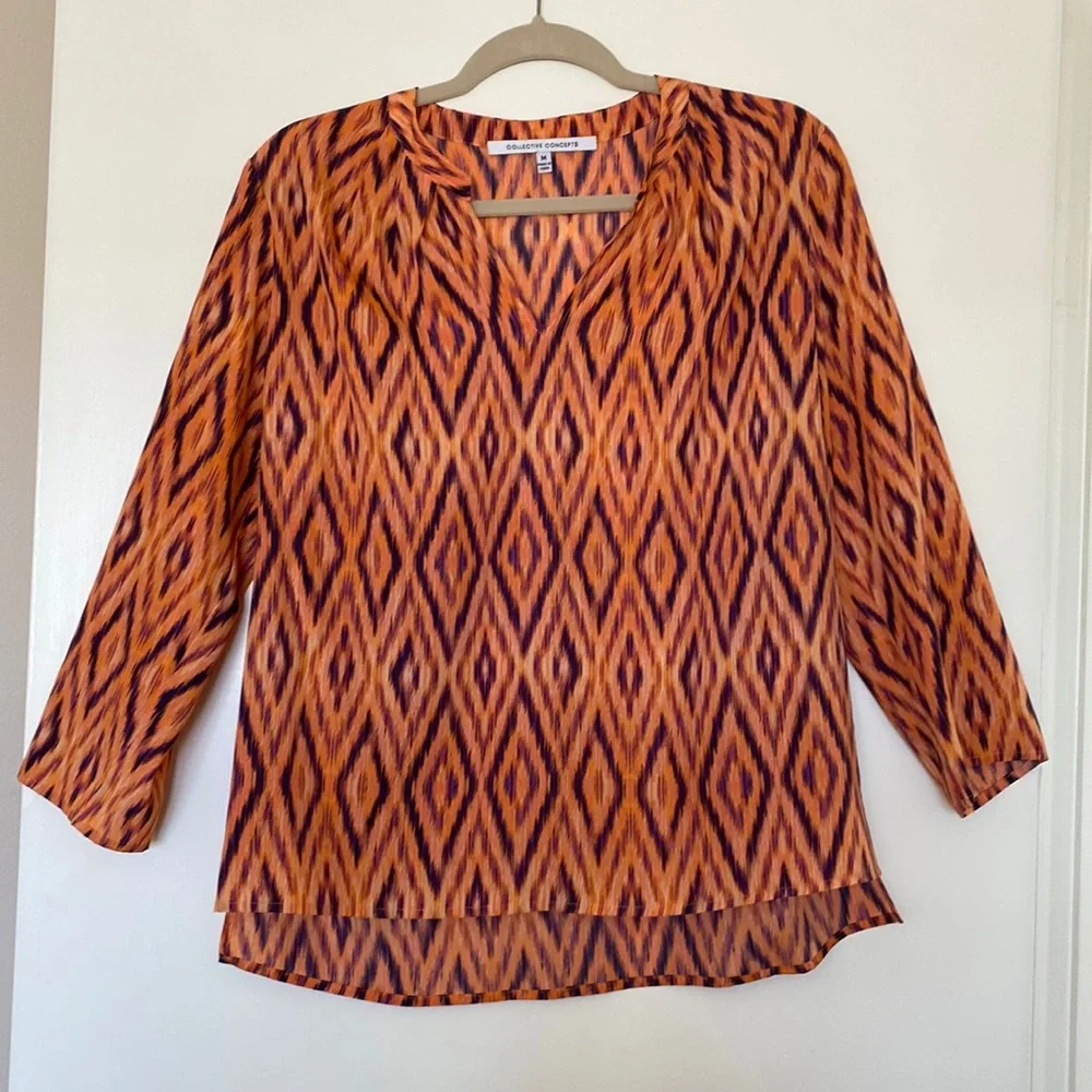 Geometric Print Top - Picture 1 of 5